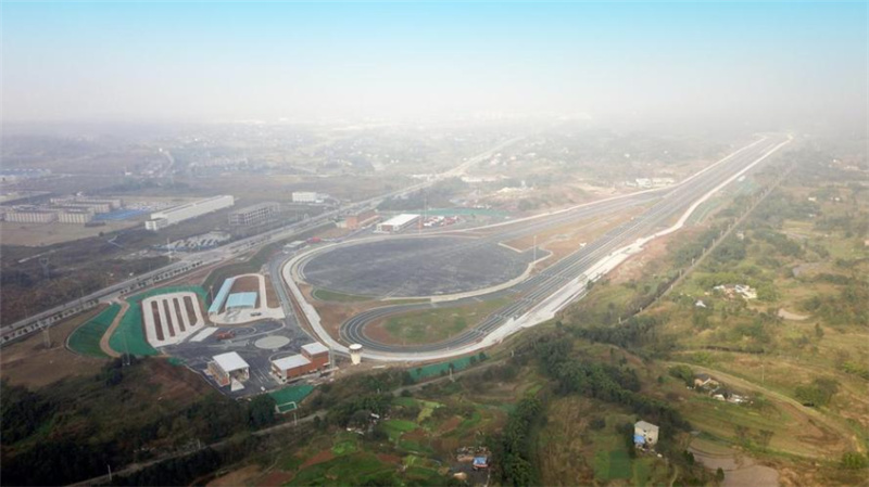 鯊魚王多變體汽車智能皮卡后箱蓋 鯊魚王多變體汽車智能皮卡后箱蓋