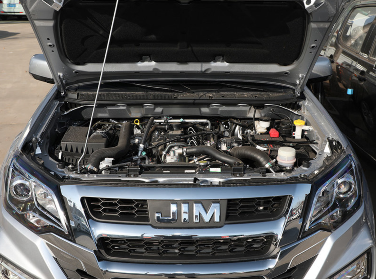 鯊魚王多變體汽車智能皮卡后箱蓋 鯊魚王多變體汽車智能皮卡后箱蓋